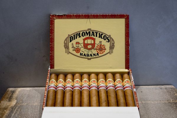 DIPLOMATICOS EXCELENCIA CIGAR (EX. CUBA 2015) - Image 2