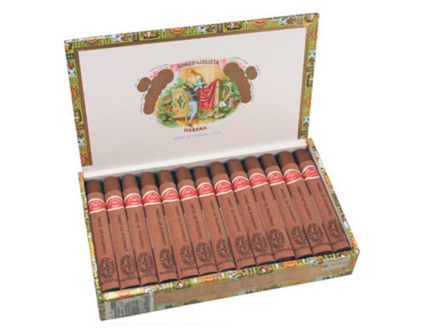 Romeo y Julieta Coronitas en Cedro Cigar